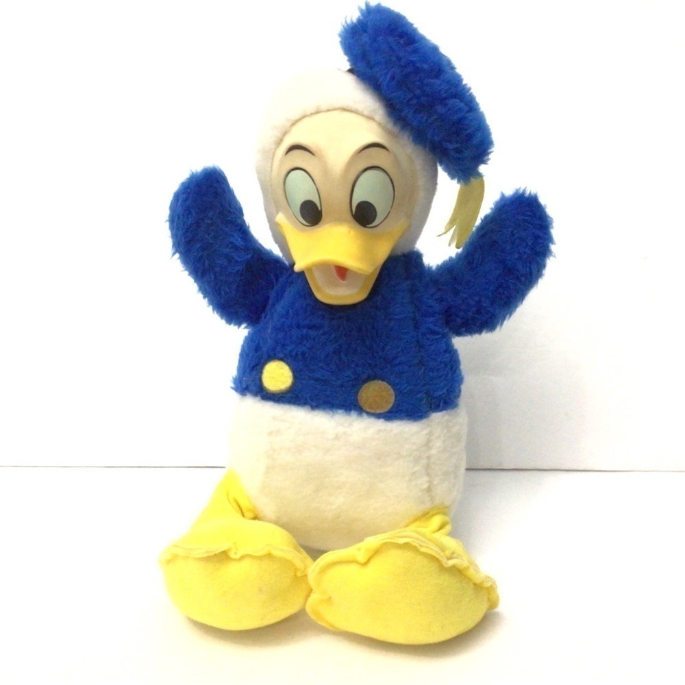 VINTAGE Walt Disney rubber face Donald Duck plush 15”
